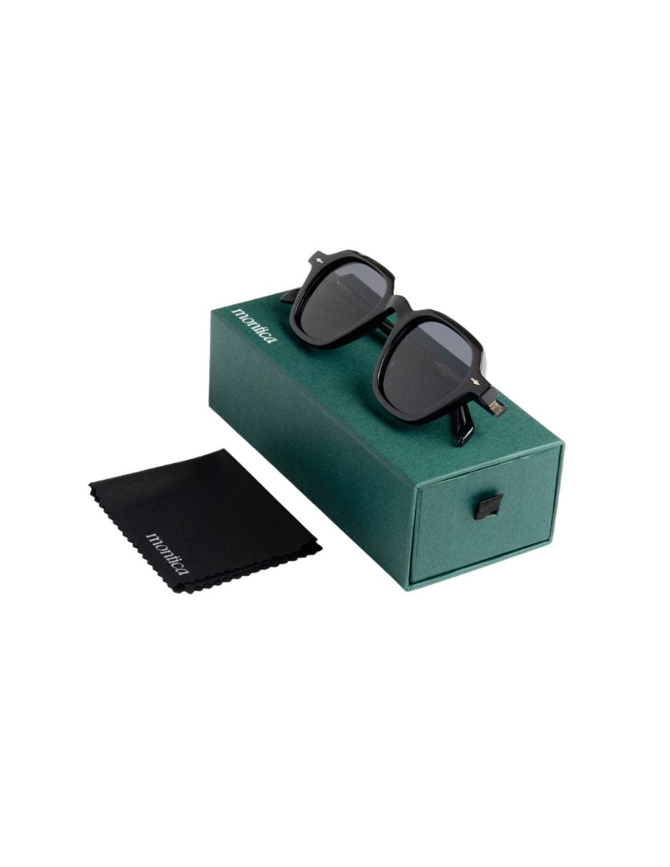 Classic Elegance Hexagon Sunnies