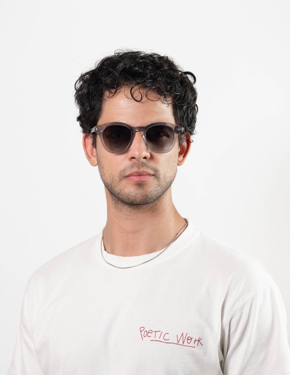 Lilac Transparent Gradient